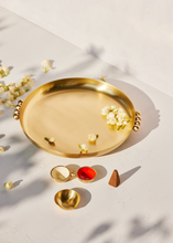 Load image into Gallery viewer, Merak Brass Pooja Thali Set gadoliving