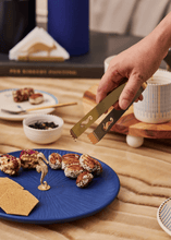 Load image into Gallery viewer, Mirissa Brass Platter Gift Set-Blue
