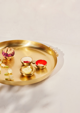 Load image into Gallery viewer, Merak Brass Pooja Thali Set gadoliving