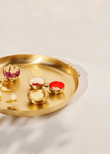 Load image into Gallery viewer, Merak Brass Pooja Thali Set gadoliving