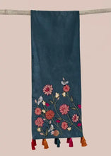 Load image into Gallery viewer, Asma Table Runner Gado Living