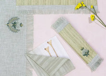 Load image into Gallery viewer, Juniper Table Mats - Set of 4 Gado Living