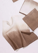 Load image into Gallery viewer, Lagom Dinner Napkins - Set of 4 Gado Living