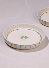 Load image into Gallery viewer, Mirissa Tall Edge Platter - Petit gadoliving