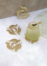 Load image into Gallery viewer, Wallaroo Coasters - set of 2 gadoliving