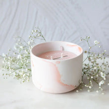 Load image into Gallery viewer, Zain Candle - Oak & Vanilla gadoliving