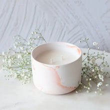 Load image into Gallery viewer, Zain Candle - Oak & Vanilla gadoliving