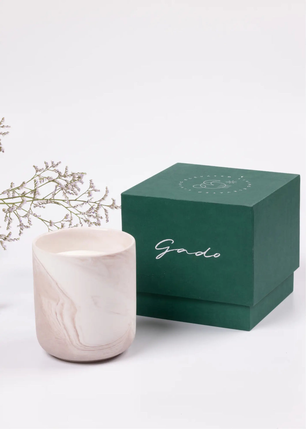 Izna Candle - Spiced Cedar & Musk gadoliving